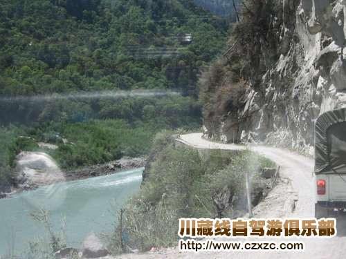 川藏線路況