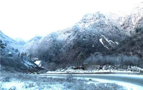 冬天川藏線旅游