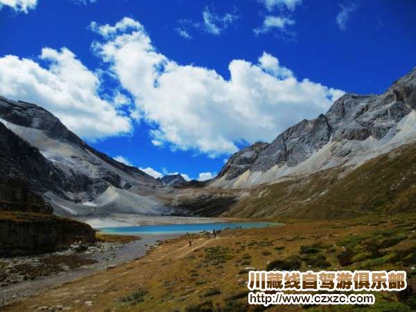 夏洛多吉雪山