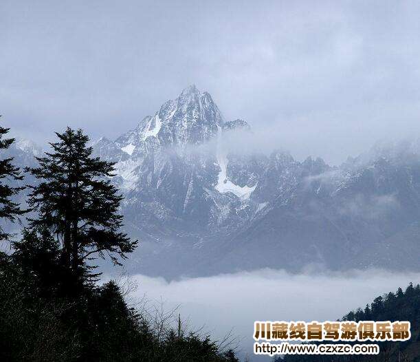 雅拉雪山