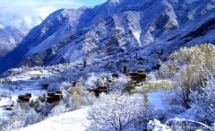 亞丁神山、海螺溝、貢嘎雪山觀景自駕游